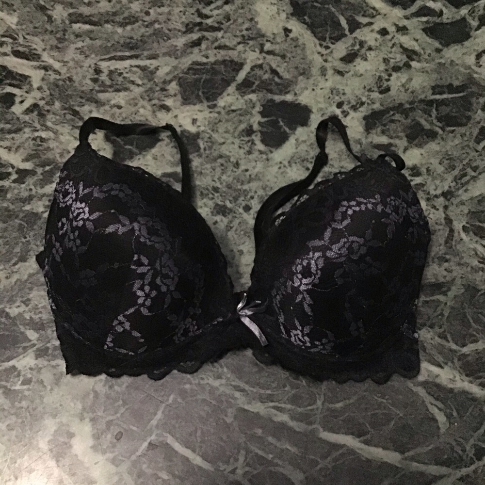 Marilyn Monroe bra
